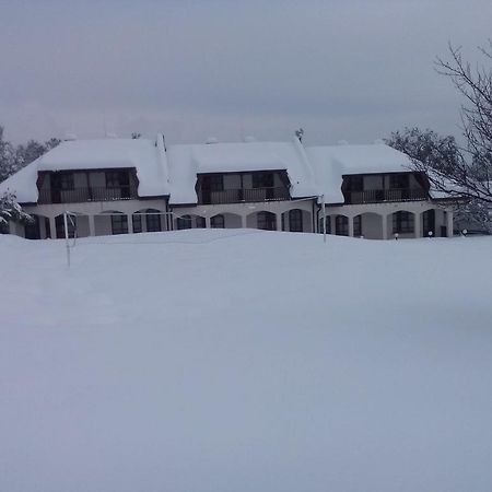 Complex Roden Kray Hotel Vlajcsovci Kültér fotó