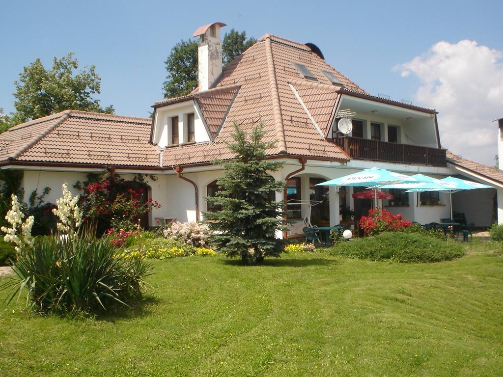Complex Roden Kray Hotel Vlajcsovci Kültér fotó
