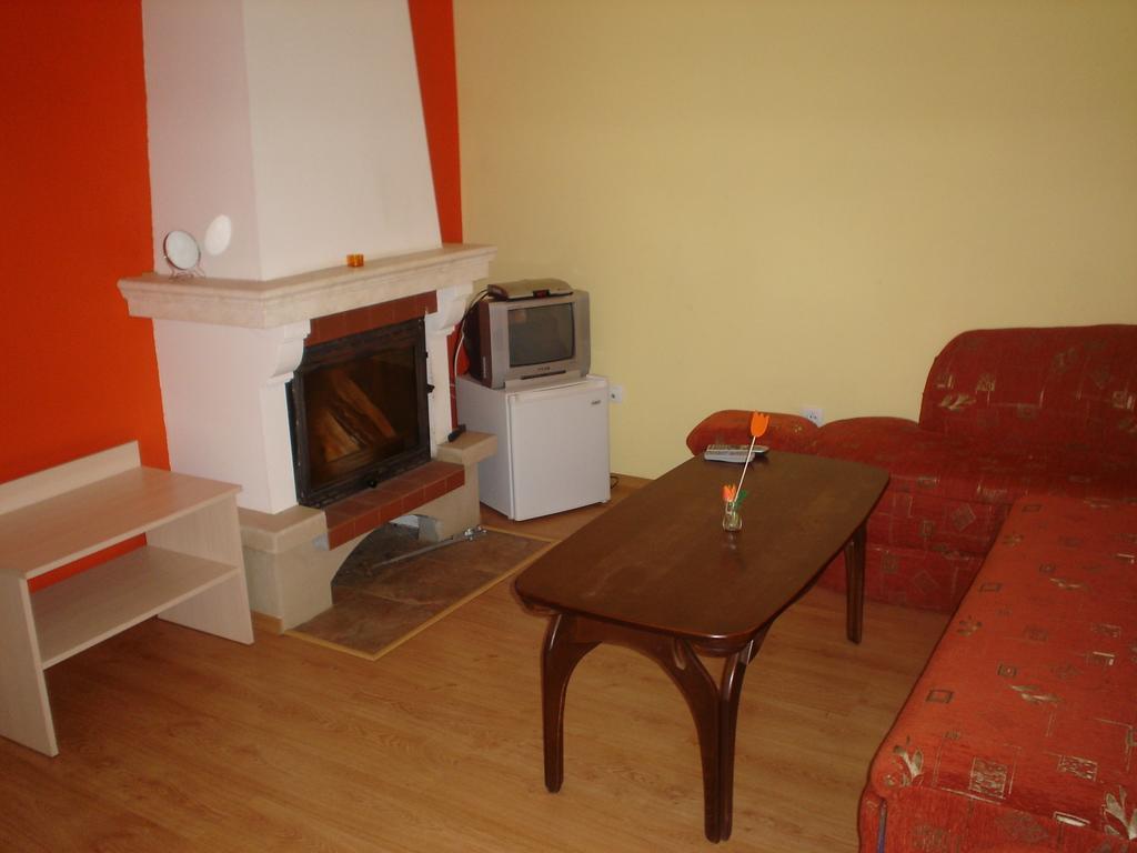 Complex Roden Kray Hotel Vlajcsovci Szoba fotó